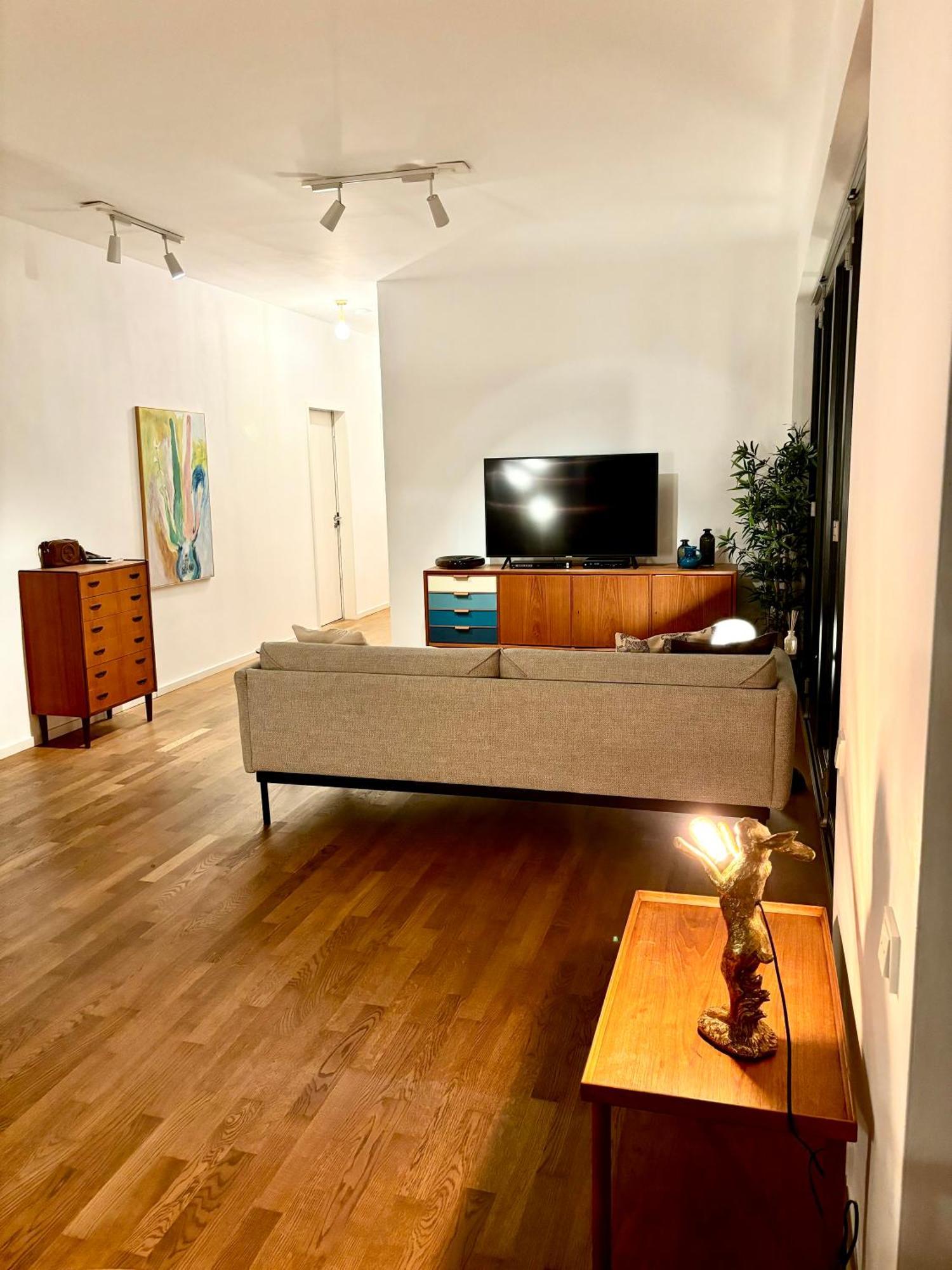 2 Bedroom Mauerpark-Apartment, Berlin Mitte View Calendar Exterior foto